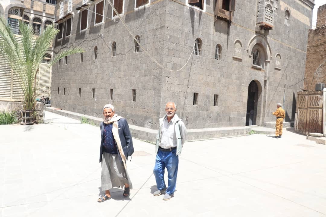 صور زيارة المواطنين للمتحف الوطني ومتحف الموروث الشعبي بصنعاء - صورة إضافية 1